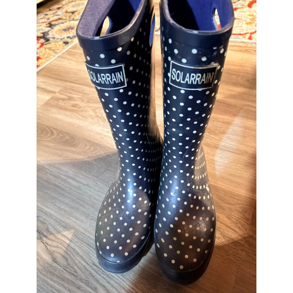 Solar Rain Shoes - Solarrain brand rain boot, specifically a dark blue boot with white polka dots.
